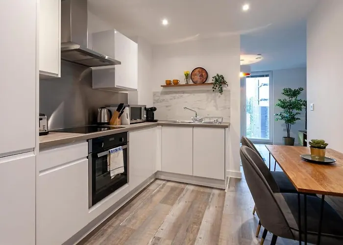 아파트 Superb 2 Bed Flat 5min To Old Trafford Stadium