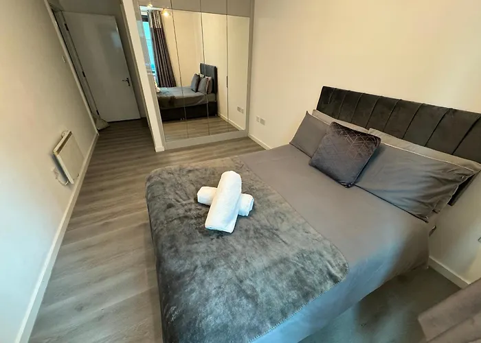 Spacious 2 Double Bedroom Near Centre, Salford Apartamento Mánchester