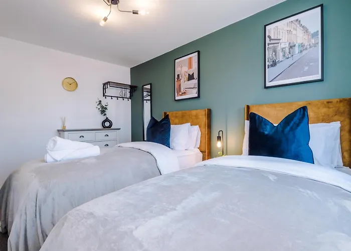 Vila Stunning House In For Business & Leisure - Wi-fi & Parking By Purestay Serviced Manchester