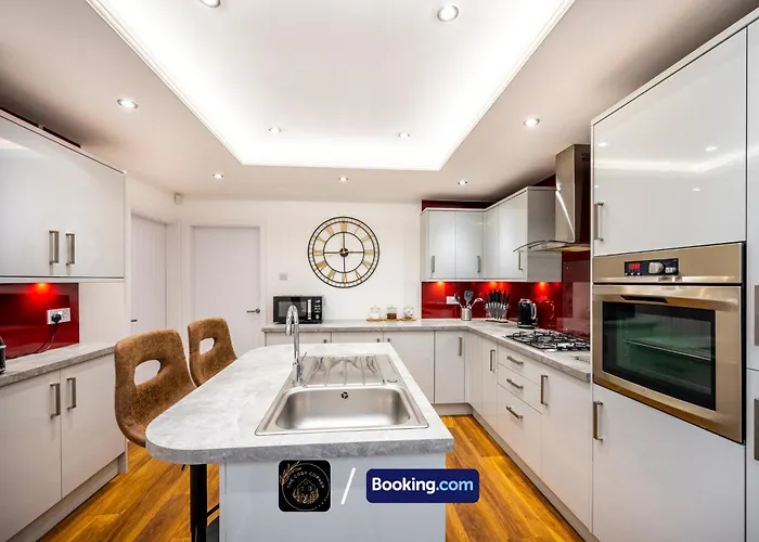 Cosy 3-bed House L Garden L Free Parking L Stretford L Sleeps 7 L Book Today With The Cosy Corner Nationwide Lejlighed *