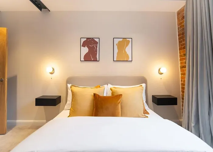 아파트 Hive By The Heim *