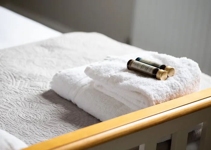 Lock Keepers - Detached House In The Manchester