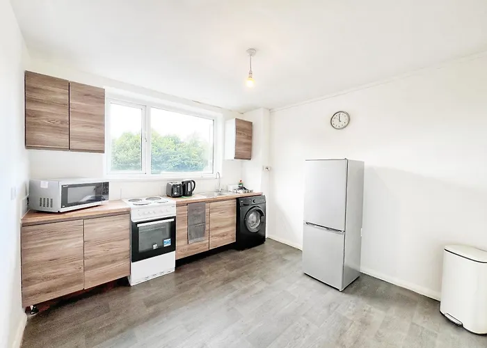 Rusholme - Sleeps 4 *