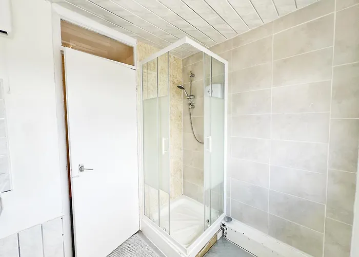 Rusholme - Sleeps 4 *