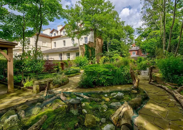 Garden In Hidden Oasis, - Pass The Keys 度假居 曼彻斯特