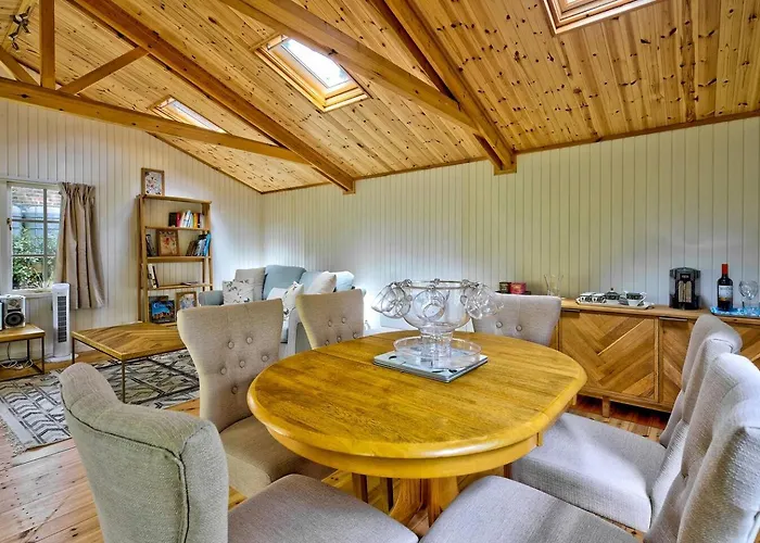 度假居 Garden In Hidden Oasis, - Pass The Keys *