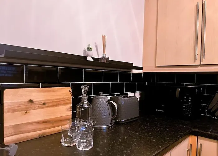 Simple House W- Free Parking By Airport - Free Drop-off Сasa de vacaciones *