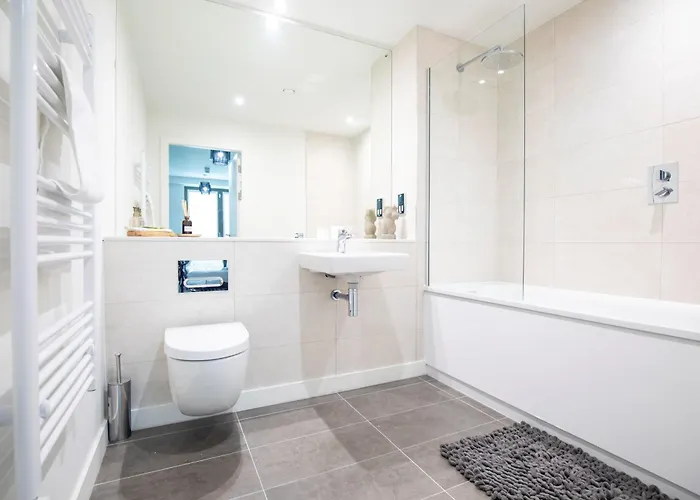 Prázdninový dům Luxury Free Parking Townhouse Manchester