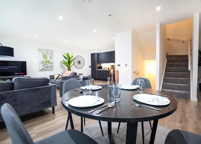 Luxury Free Parking Townhouse Prázdninový dům