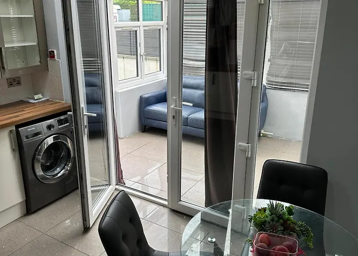 홈스테이 In Stockport Road 맨체스터