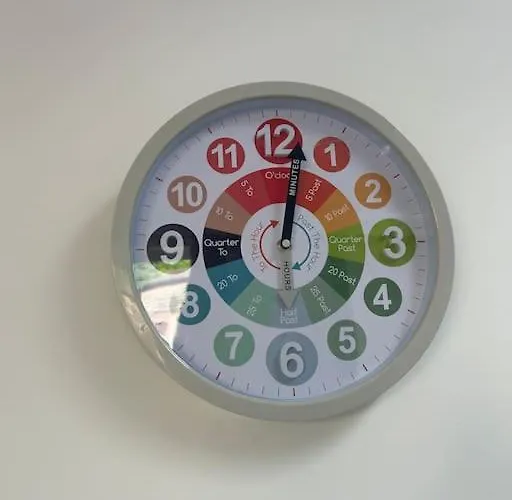 Apartment Your Manga House Near Coop Live Ethihad