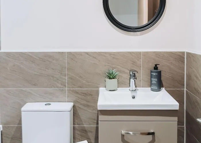 Ideal Near Old Trafford شقة *