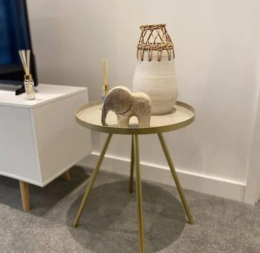 Modern Trafford 1br Apartment-free Parking-cinema 맨체스터