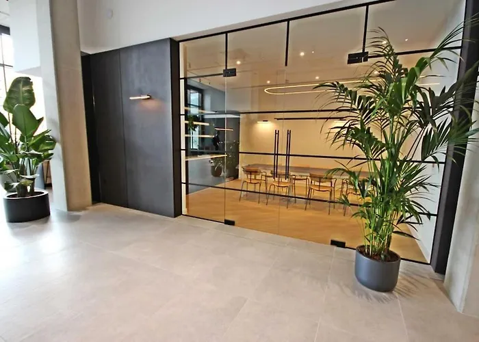 Modern Trafford 1br Apartment-free Parking-cinema * 맨체스터