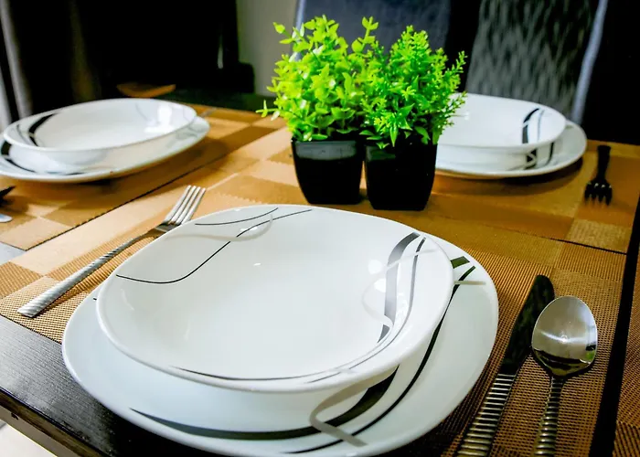 Prázdninový dům The Wynne House - 3 Bedroom Luxury House With 5 Beds & Free Parking Near Centre, And A Walking Distance To The Etihad Stadium & Coop Live Arena