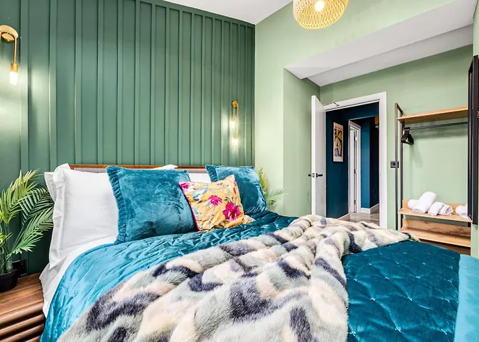 Amazonian Luxury Family Mcr Centre Etihad Free Parking 펜션 맨체스터