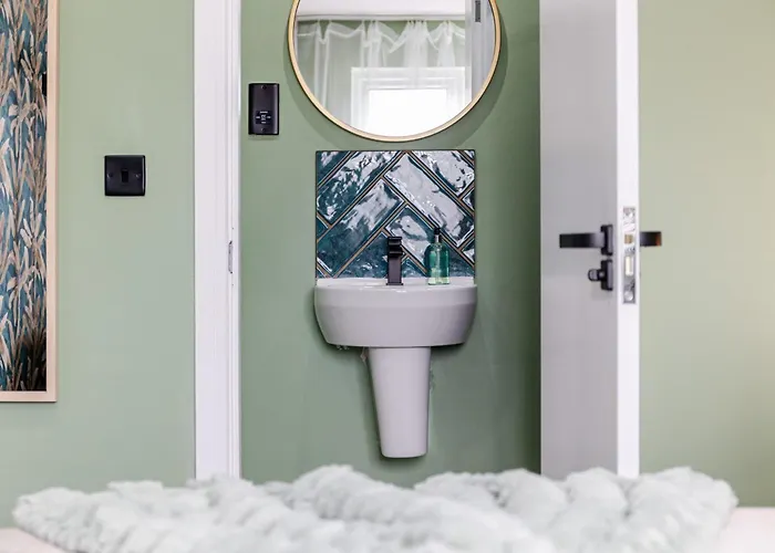 펜션 Amazonian Luxury Family Mcr Centre Etihad Free Parking 맨체스터