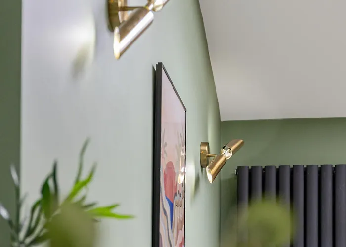 Amazonian Luxury Family Mcr Centre Etihad Free Parking 펜션