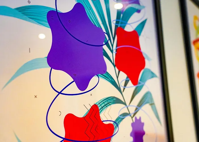 3-bed House In Near Old Trafford Manchester