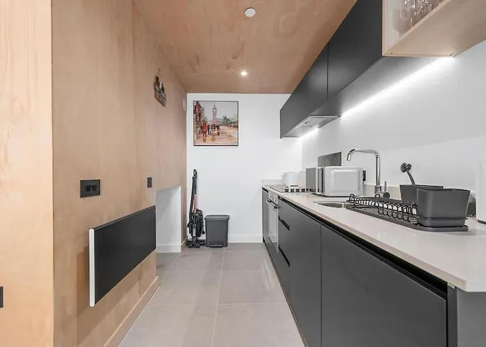 Stylish Modern Manchester