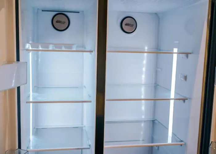 Incredible 3bed Townhouse, Rooftop Patio, Sleeps 6