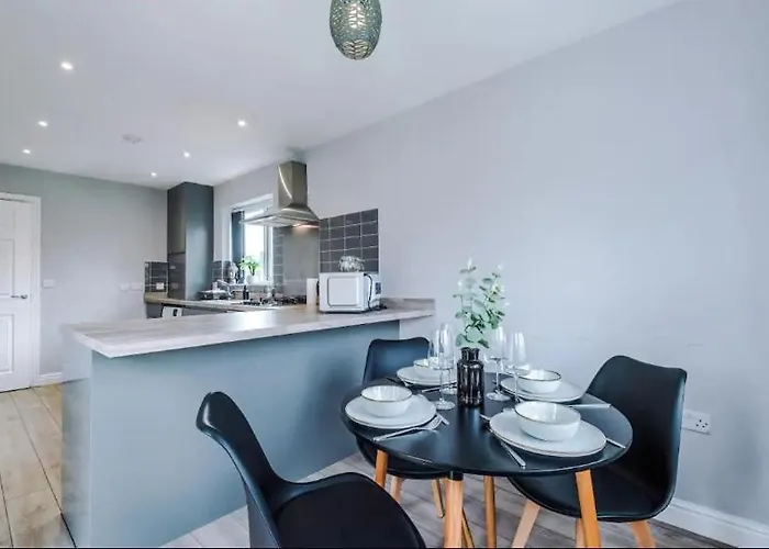 度假居 Lux 3 Bed 10 Mins From Centre - Parking & Netflix