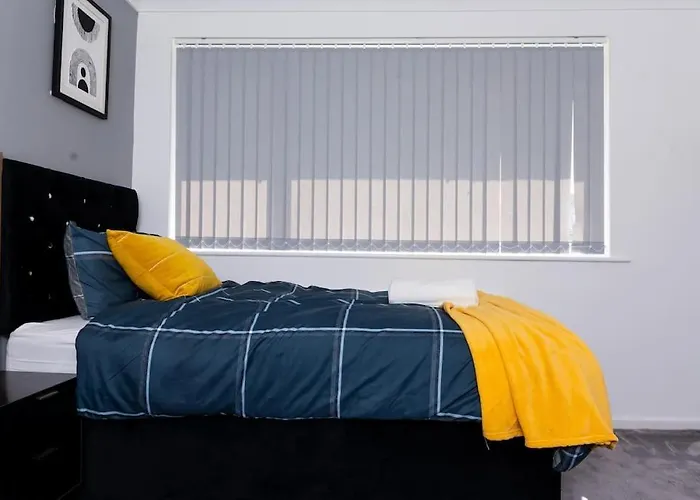 3 Bedroom House With En-suite Free Wifi And Parking