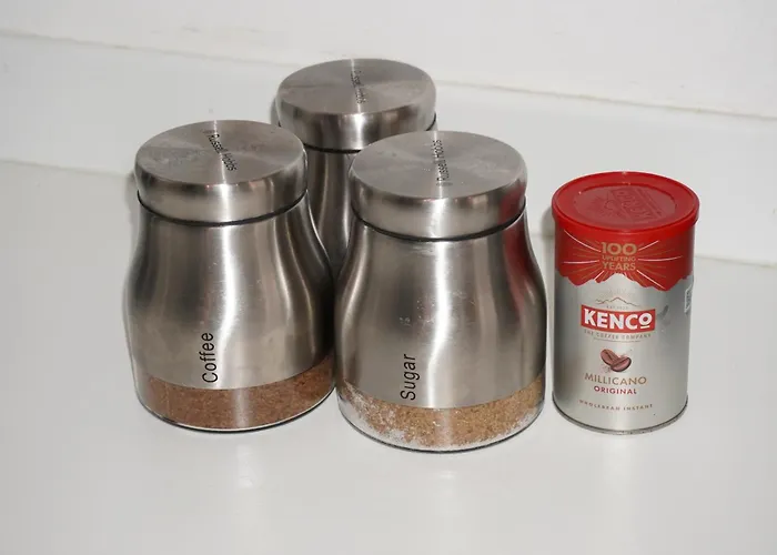 Luxury - Pick A - Free Parking & Kitchen Access, Near Etihad Stadium, The Coop Live & Piccadilly Station, *