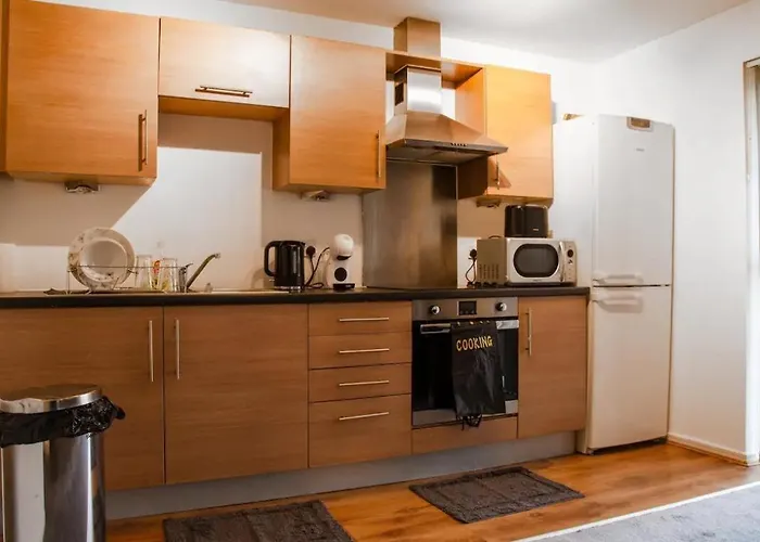 Апартаменты Luxury 2br Near Town And Etihad Stadium *