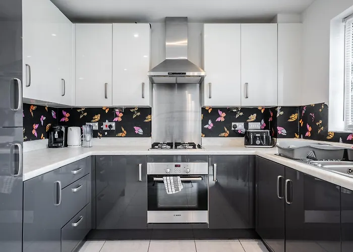 Pool Table - Coop Live Arena, Etihad & Prázdninový dům *