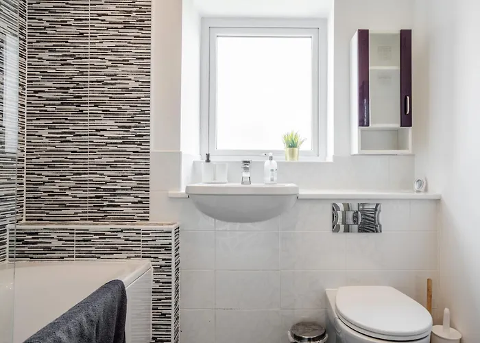 Prázdninový dům Pool Table - Coop Live Arena, Etihad &