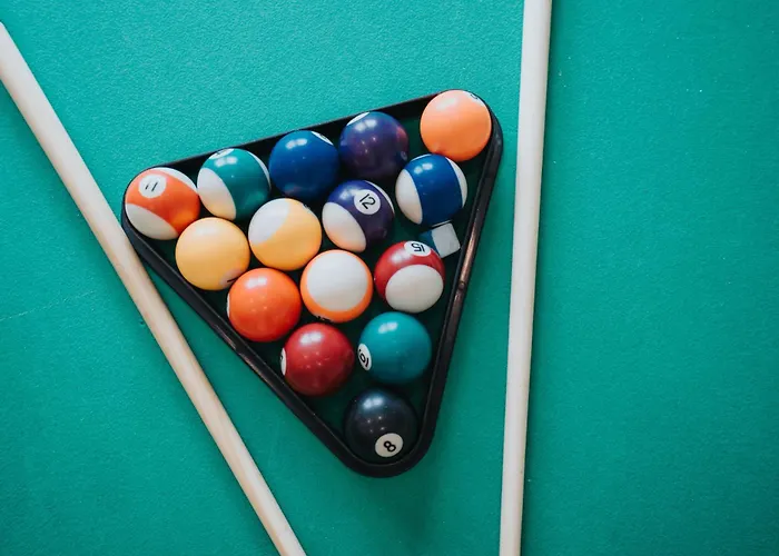 Pool Table - Coop Live Arena, Etihad & Prázdninový dům Manchester