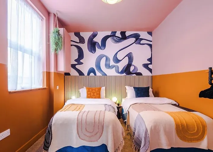 Modern 4-bedroom In Mánchester