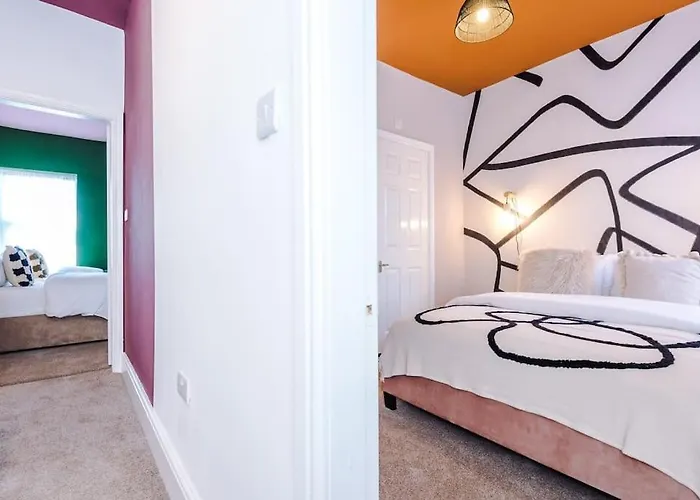 Сasa de vacaciones Modern 4-bedroom In Mánchester