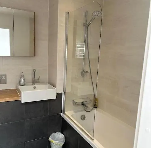 Luxury Modern Town House, Centre, Free Secured Parking * Mánchester