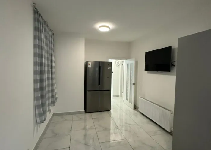 Elegant Estates Humble Abode 4 Проживание в семье *