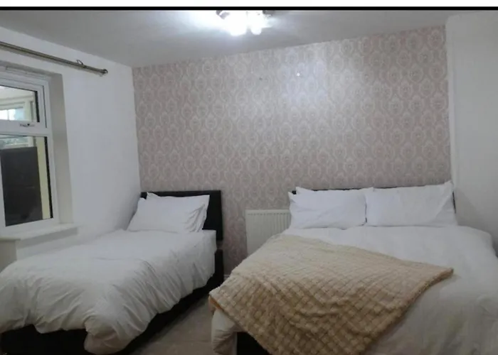 Kingdom Quarto em Acomodações Particulares