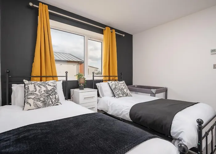 Casa de Férias Etihad, & Coop Live - Free Parking - 10ppl