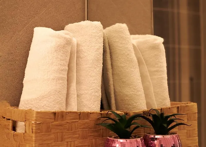 Sleek Haven Luxurious 2bed In Centre