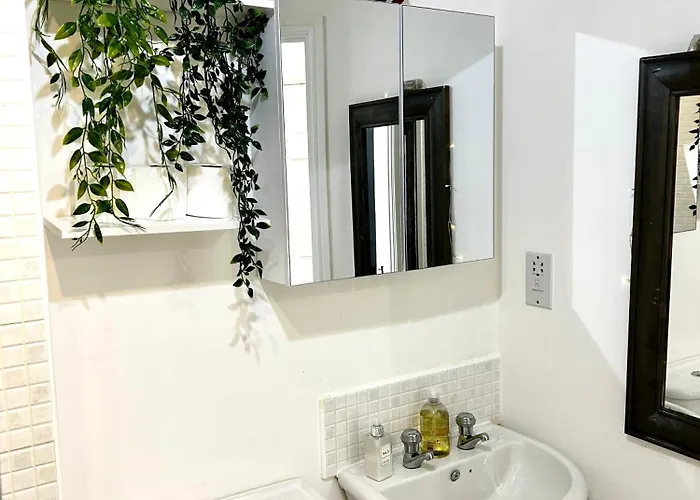 Appartement Cozy Private With Private Bathroom & Free Parking In Salford! Manchester