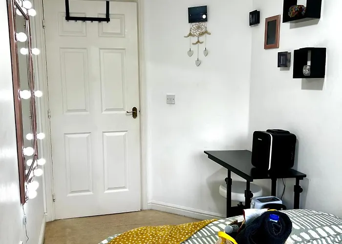 Appartement Cozy Private With Private Bathroom & Free Parking In Salford! Manchester