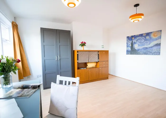 게스트하우스 The Apollo *