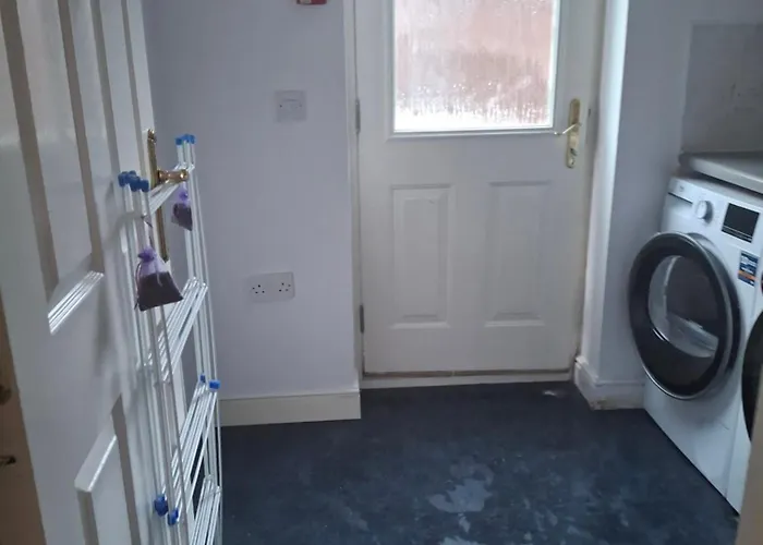 Dom wakacyjny Cosy 4 Bed Townhouse Manchester
