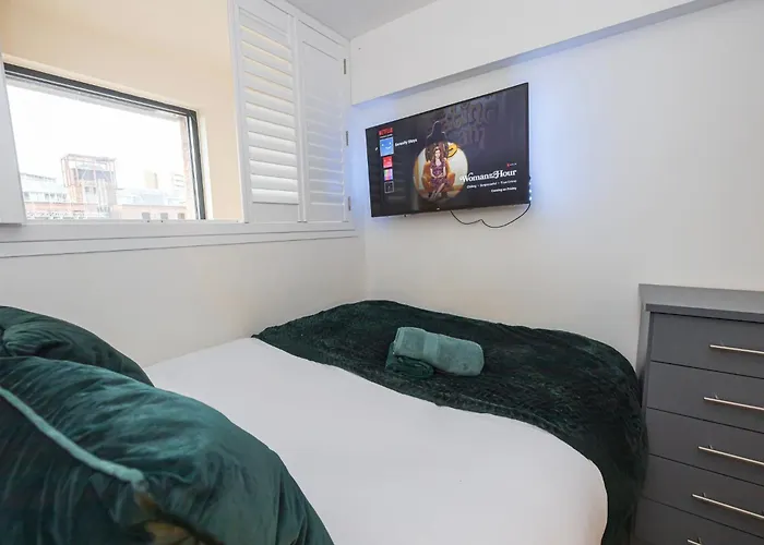 Old Trafford , , 2 Bed Duplex *