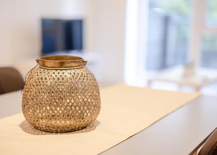 Warm 2 Bedroom 15 Min Walk To Etihad Stadium And Center 맨체스터