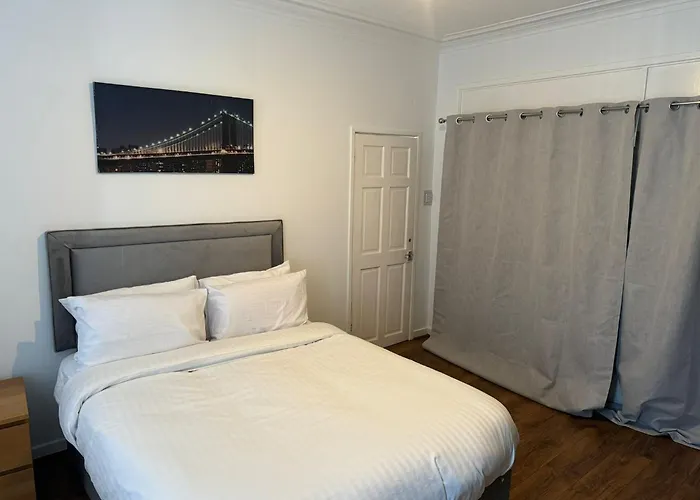 Poshval Affittacamere Manchester