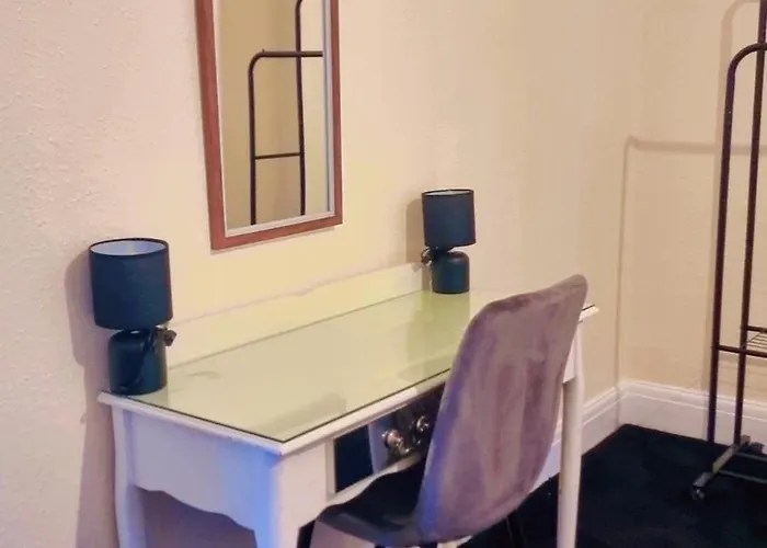 Mancunian Pride 펜션 맨체스터