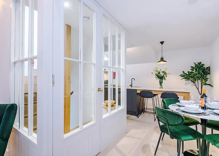 Apartment King Street Collection