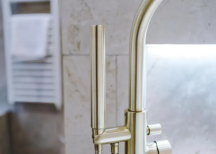 Villa King Street Collection