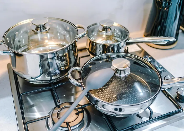 아파트 Sleeps 6, Pool Table, Free Parking, Perfect For Groups, Long Term Disc *